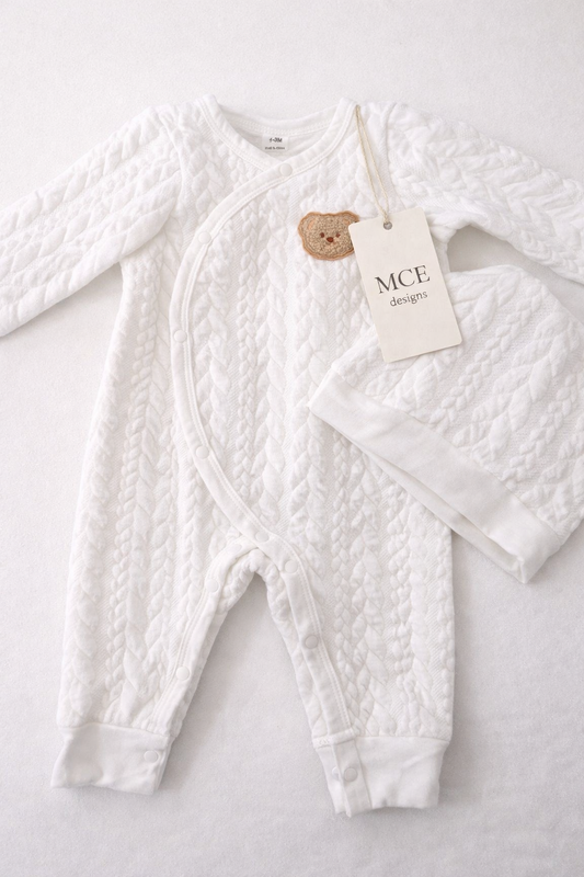 Neutral Cable Knit Newborn Sleepsuit – Soft Cotton Baby Outfit